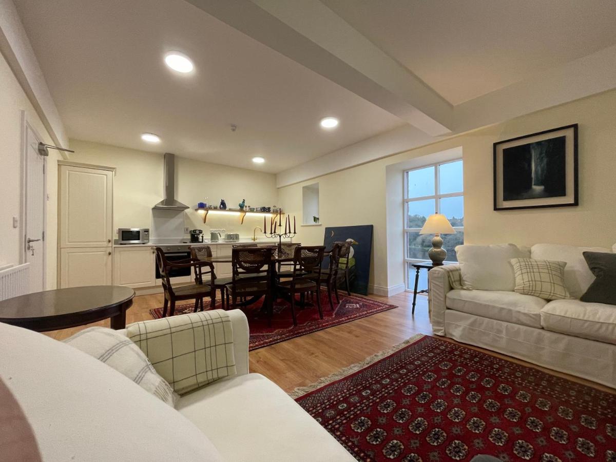 Riverfront Apartments At The Blue Goat Ramelton Exterior photo